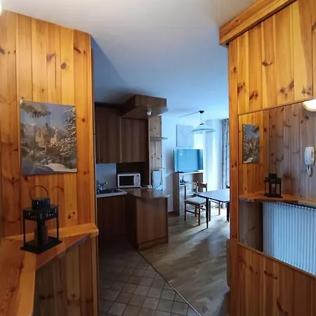 The House Of The Alps Apartment